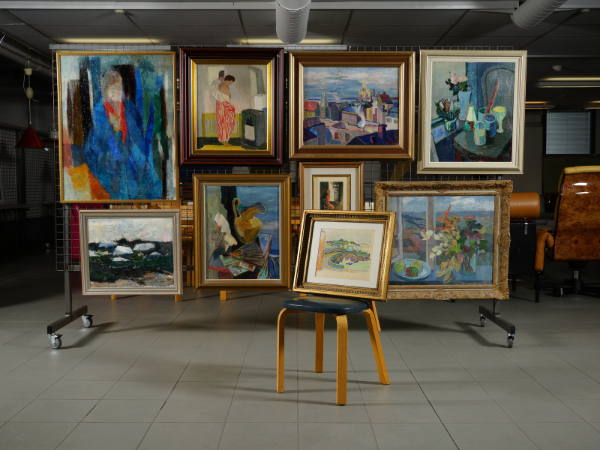 MUUMIEN luojana tunnetun Tove Janssonin maalauksia on jälleen myyty huutokauppa Helanderilla ennätyksellisillä hinnoilla, liki puolella miljoonalla eurolla-2
