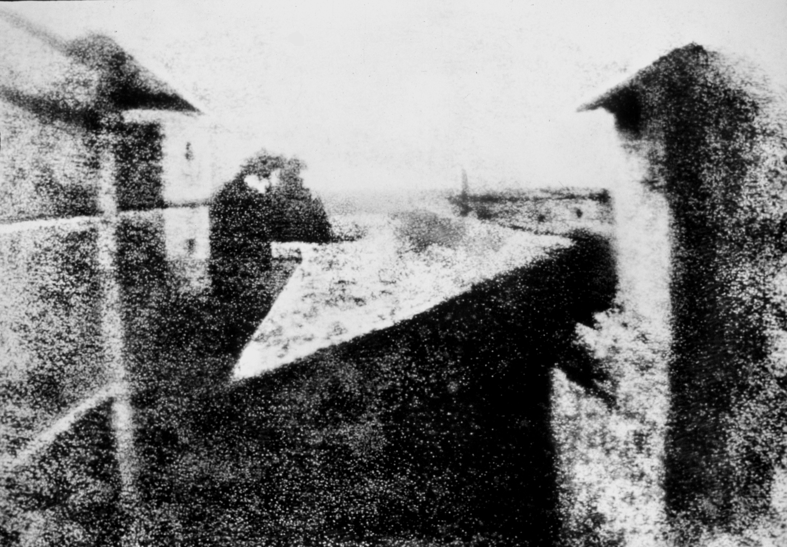 View_from_the_Window_at_Le_Gras,_Joseph_Nicéphore_Niépce,_uncompressed_UMN_source